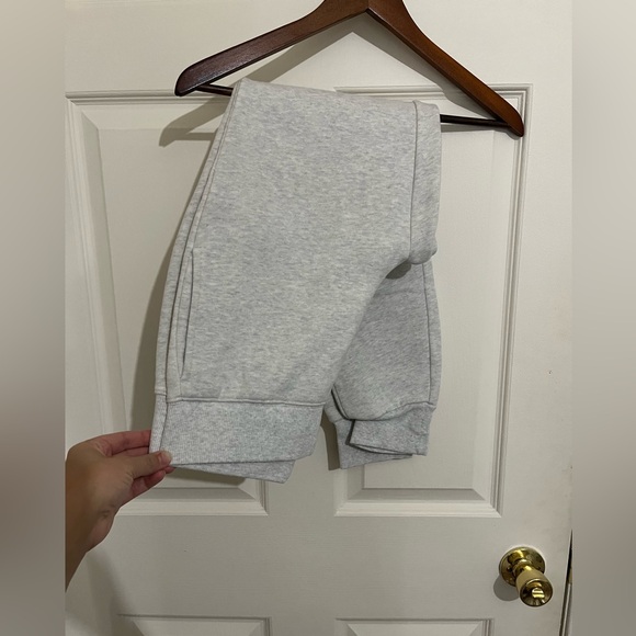 Aritzia Tna Track Suit Cozy AF Fleece - Picture 5 of 7